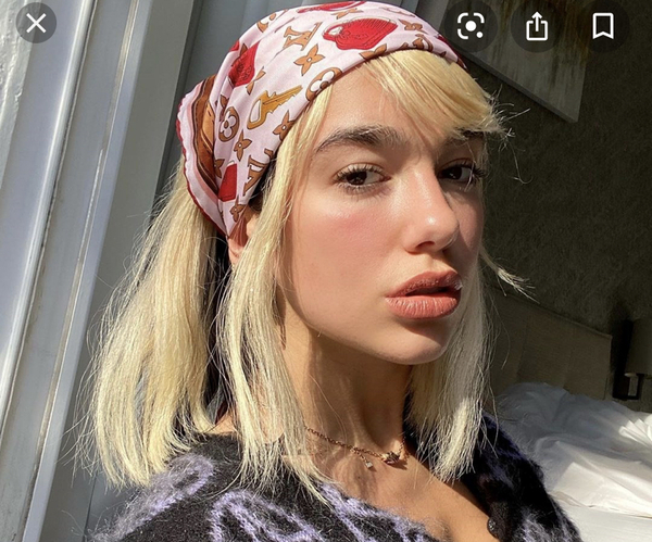 Please can you recommend a hat for me (photo)