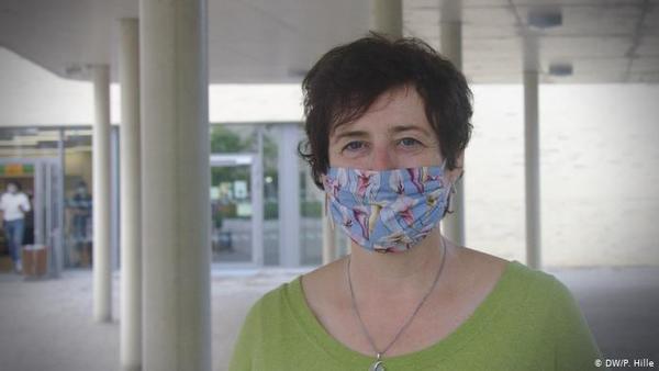 Why not masks for all in secondary schools ?