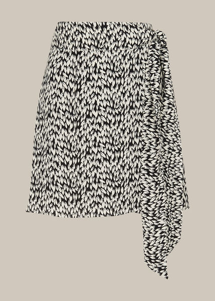 Short good quality skirt like this?