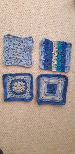 Woolly Hugs. Remembering F. A Blanket for the very lovely aloneinthenight and her family.