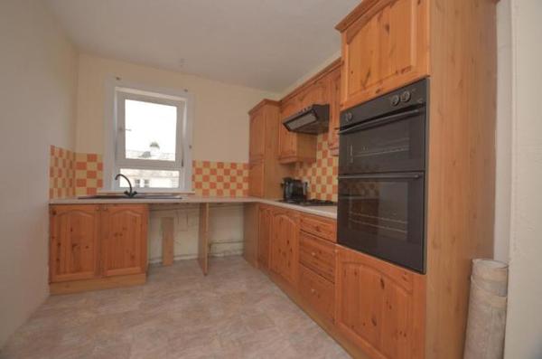 Please help me spruce up this tiny kitchen on a separate budget
