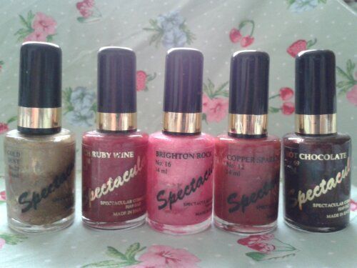 To ask what make up you loved in the 90s