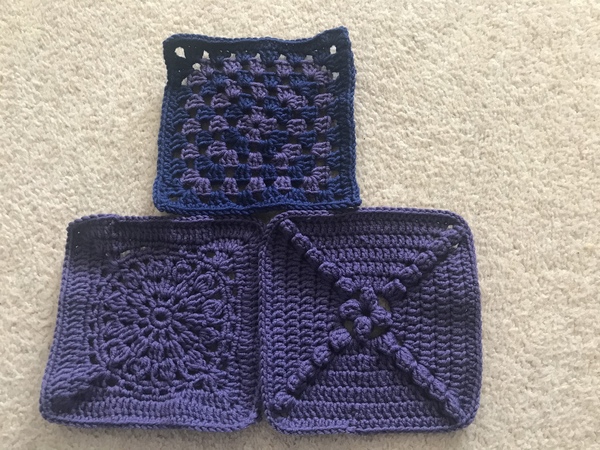 Woolly Hugs. A Blanket for DrLouiseJMoody in memory of her beautiful wife.. Please join us to make something very beautiful for her.  All help warmly received.