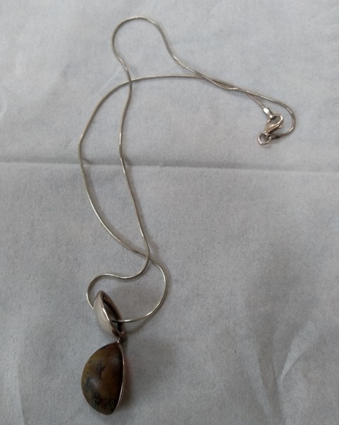 Can I save this amber necklace?