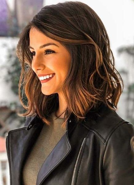 Posting for traffic Can anyone recommend a hairstyle for me, Pics included.