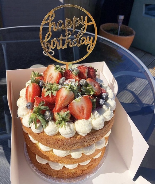 Have you made an impressive but easy cake?