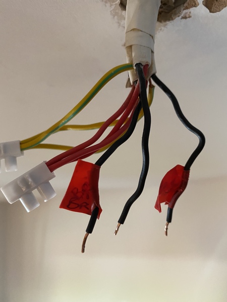 Ceiling rose wiring help!