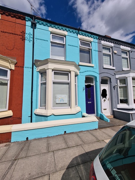 Coloured masonary paint