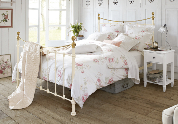 To ask you what bed would go with this?