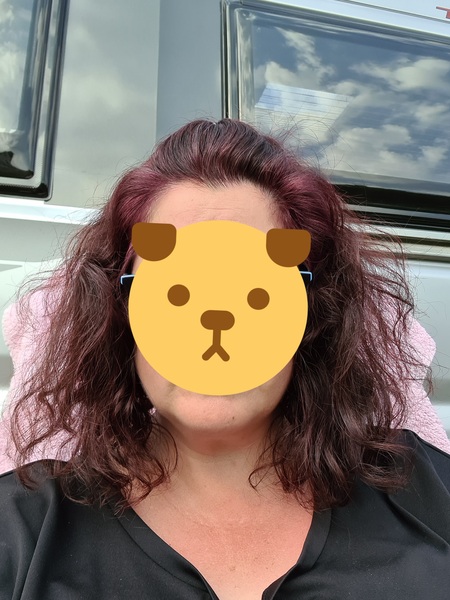 Best cut for clown hair and a fat face?
