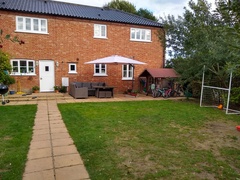 Help! Does anyone know someone who is looking to buy a lovely house in Suffolk? Or give helpful advice?