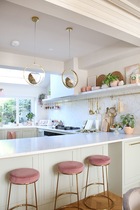 What are your thoughts on this kitchen? ( Style, colour)