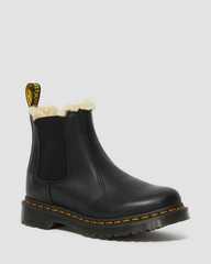 One pair of boots. What style?