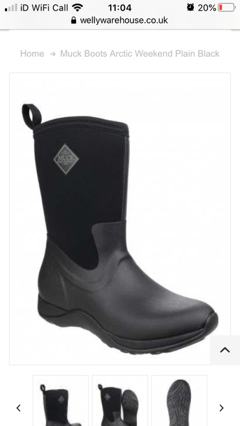 Find me some short wellies, please!