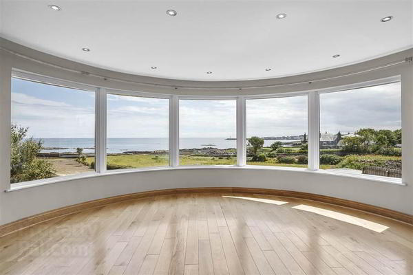 Let’s find a house by the beach in the U.K. for 500/600k