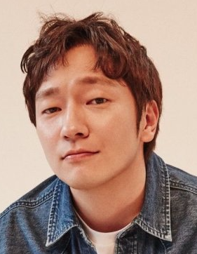 MsLatte’s Daebak Cybercafé (Kdrama addicts #17): I need suits and dimples and questionable morals