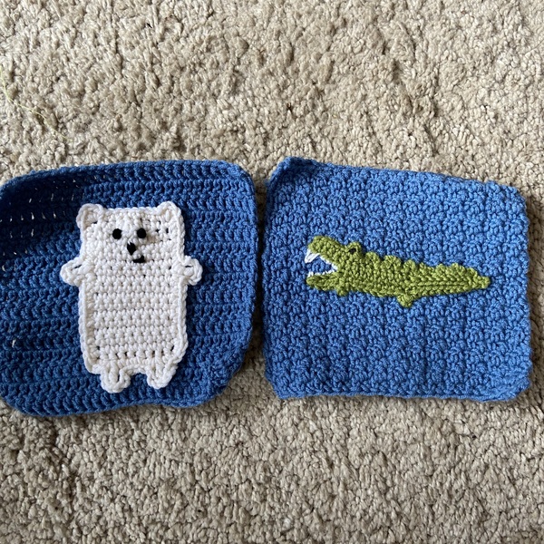 Woolly Hugs. Remembering F. A Blanket for the very lovely aloneinthenight and her family.