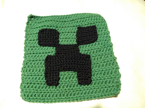 Woolly Hugs. A Blanket for GoJetterGirl, a tribute to her beautiful GoJetterBoy