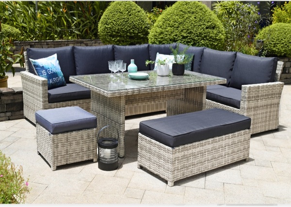 Help me chose my garden furniture pls? What do you have?