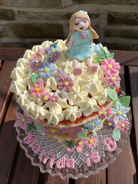 Mumsnet users share with Betty Crocker pictures of the bakes they have made with their family in support of Macmillan Cancer Support