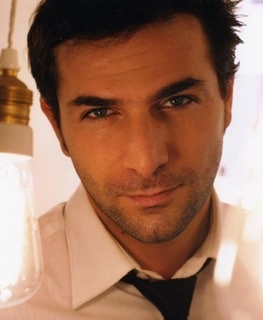 Which male celebs do you think are stunning?