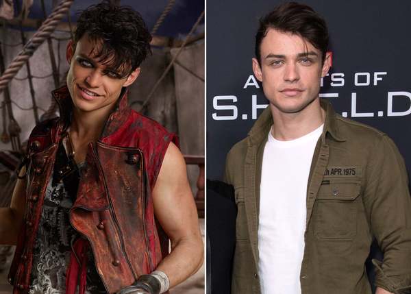 Which male celebs do you think are stunning?