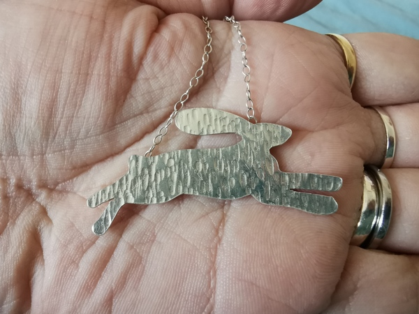 Where to buy a silver necklace?