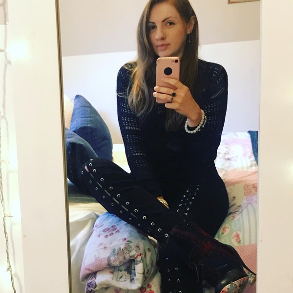 Will snag tights make me look like a bopo blogger?