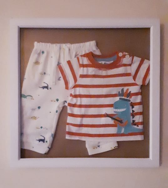 How can I frame a children’s t-shirt?