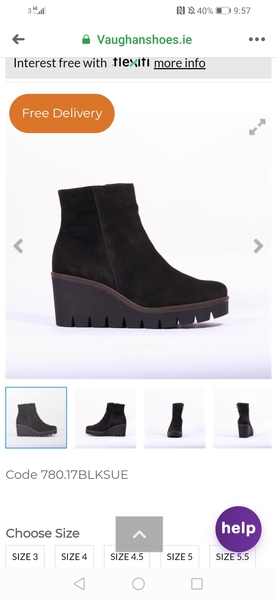 What to wear with long dresses in the winter?