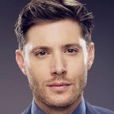 Which male celebs do you think are stunning?