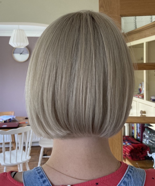 To think women can look stunning with short hair?