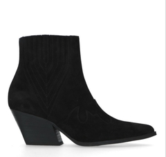 What do you think of these? Dressing skinny ankles