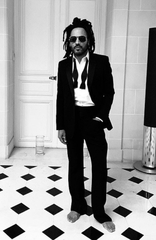Which male celebs do you think are stunning?