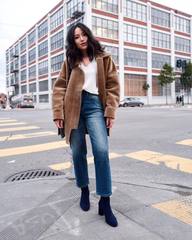 The annual jeans/footwear combo confusion starts again