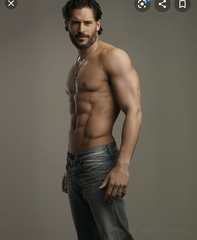 Which male celebs do you think are stunning?