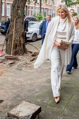 Royal Style - I’m not qualified but you can’t cut me off when there’s a wedding dress to look at...