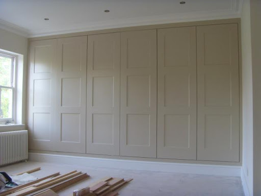 Custom made walk in wardrobes