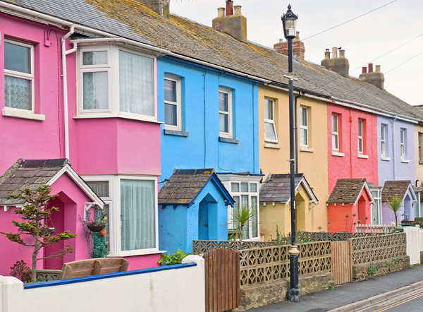 Examples of porches added on to Victorian terraces that don't look awful?
