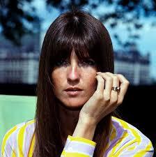 To get uncomfortable eyes watching Claudia Winkelman?
