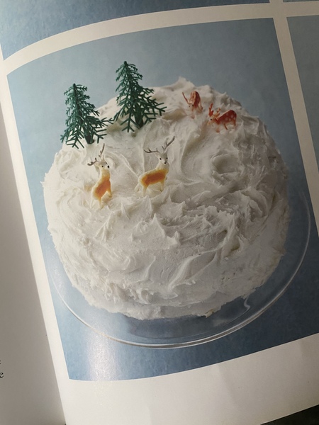 How will you be decorating your cake this year? Or from previous years?