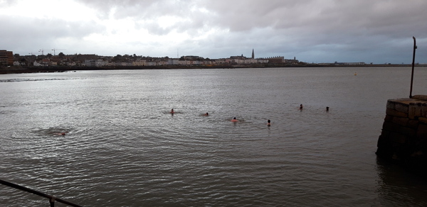 Cold water swimmers including sea, lakes and rivers