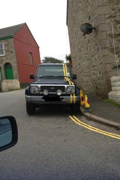 Parking! What wording is best for a leave my dropped kerb clear sign?