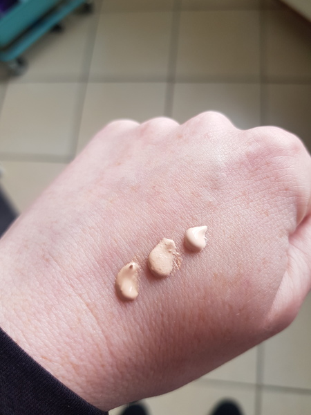 Tinted moisturiser for very very pale skin with pink undertones