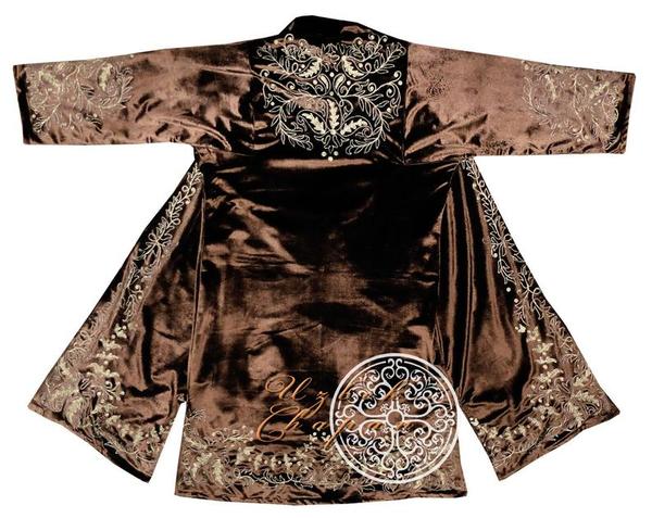 Help me find this dressing gown?