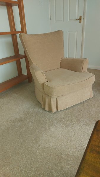trying to find a picture of a chair for an upholsterer