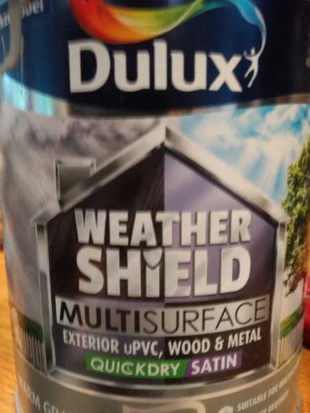 decent paint for woodwork (outdoors)
