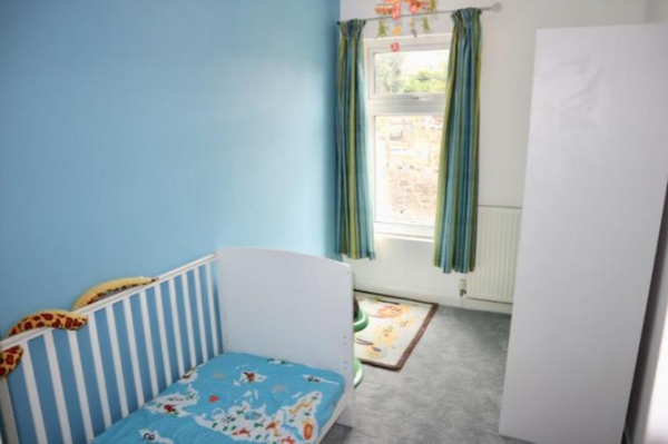 Help me get ready to sell my house (Photos included and brutal honesty welcome)