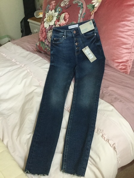 The petite thread: for the short (of whatever size, shape or taste)