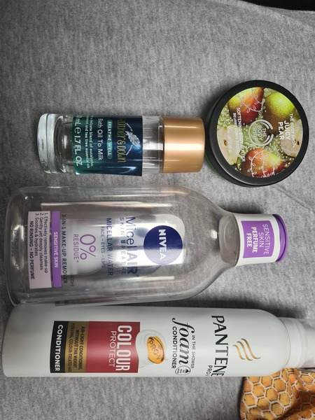 Beauty Hoarders anonymous - take pride in  your stride!!!